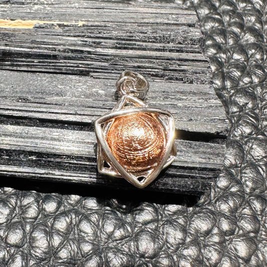 Meteorite Rose Gold Star of David Pendant 天鐵玫瑰金色大衞星吊墜 | 吊墜 pendant | 正面圖 front view