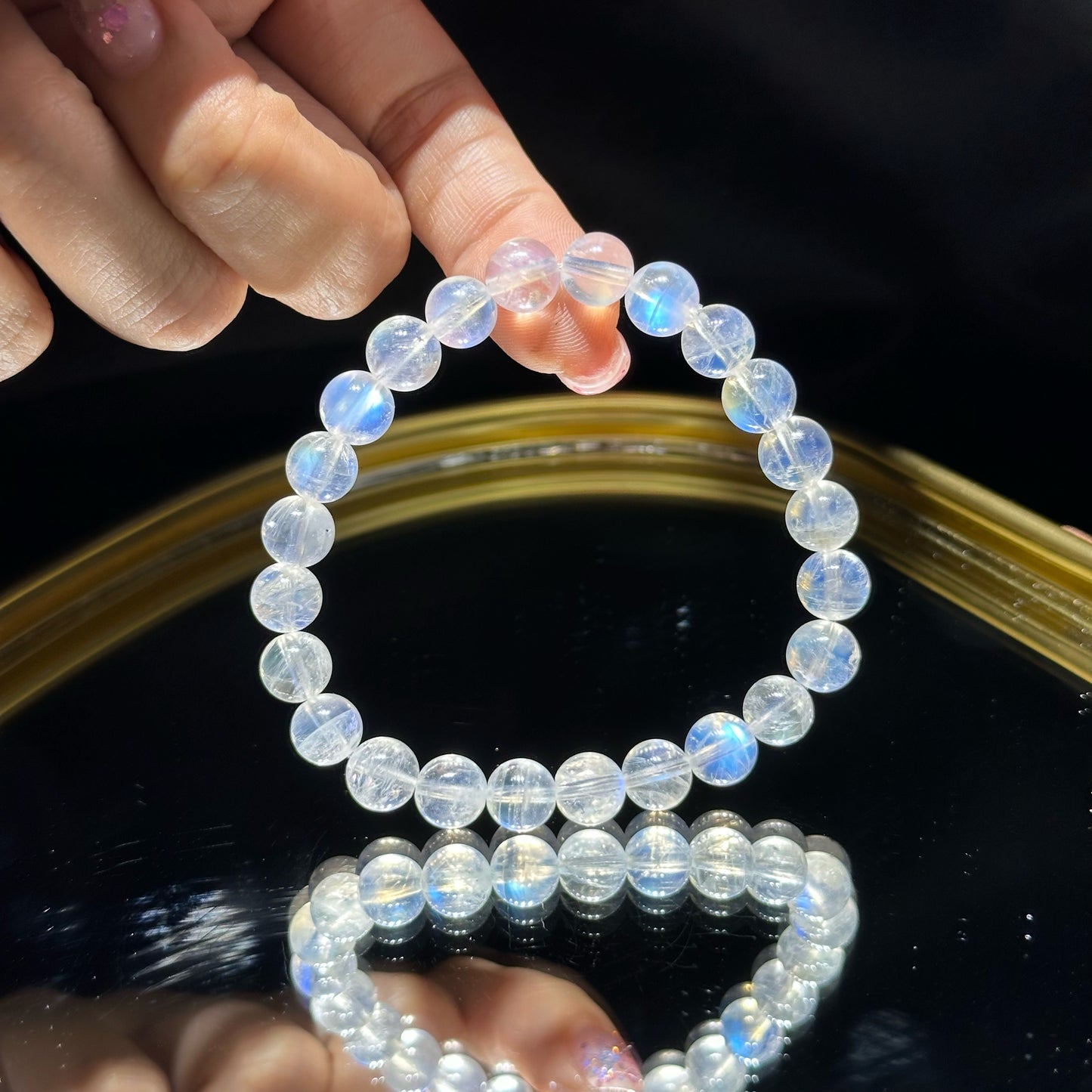 Moonstone Bracelet 印度藍光月亮石 | 手串 bracelet | 細節特寫 close up detail