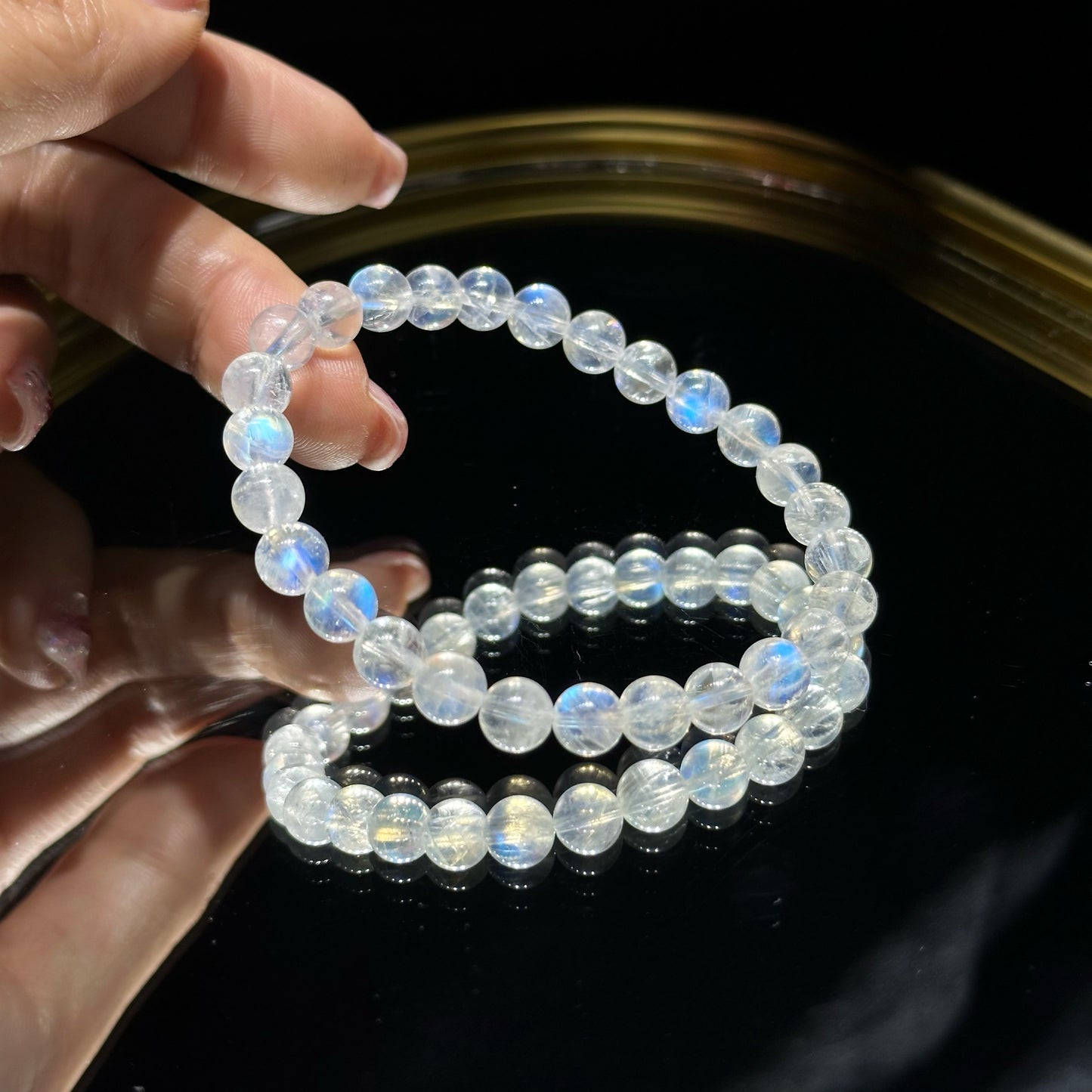 Moonstone Bracelet 印度藍光月亮石 | 手串 bracelet | 細節特寫 close up detail