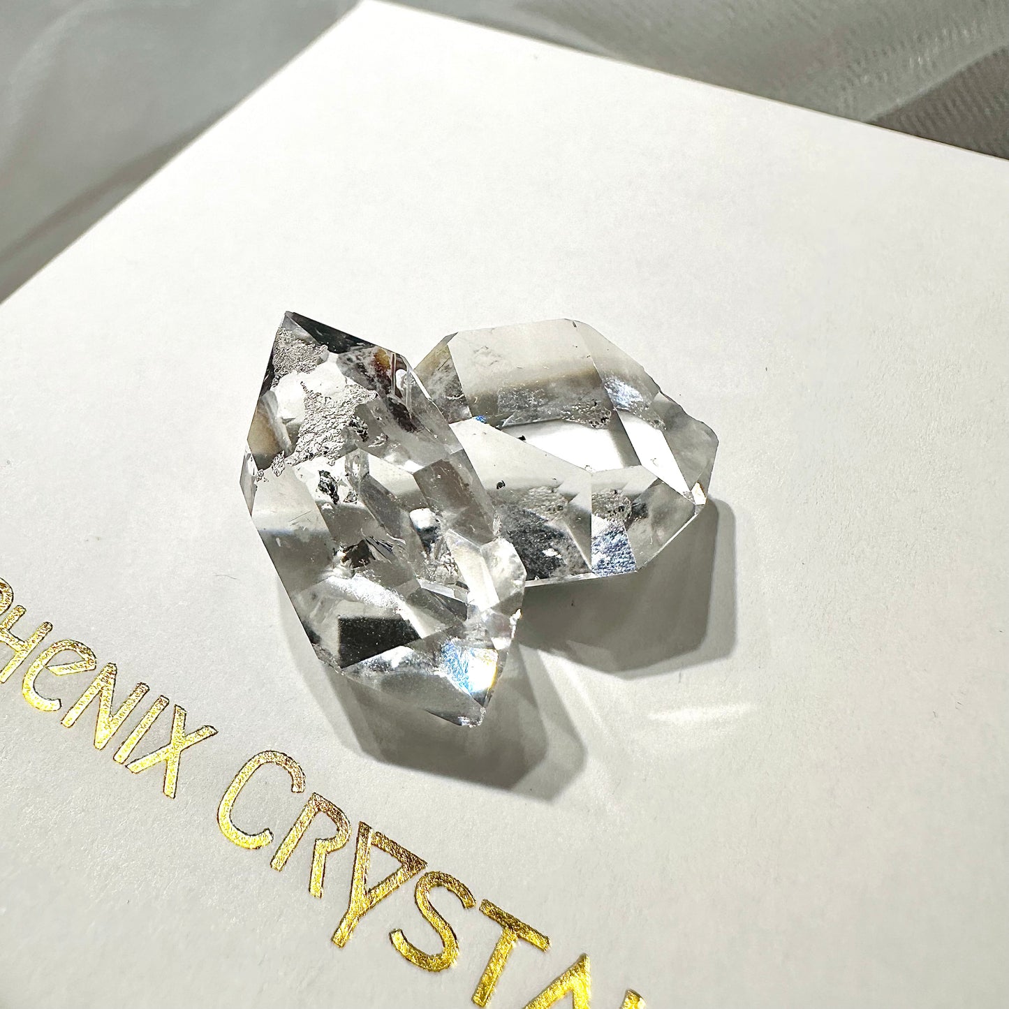 New York Herkimer Diamond 美國閃靈鑽 | 原礦 raw-crystal | 紋理特寫 texture detail