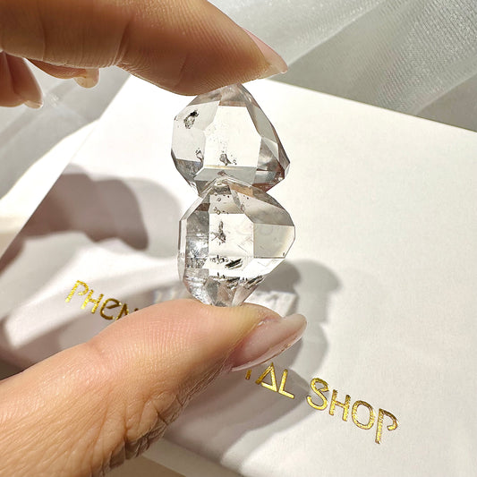 New York Herkimer Diamond 美國閃靈鑽 | 原礦 raw-crystal | 正面圖 front view