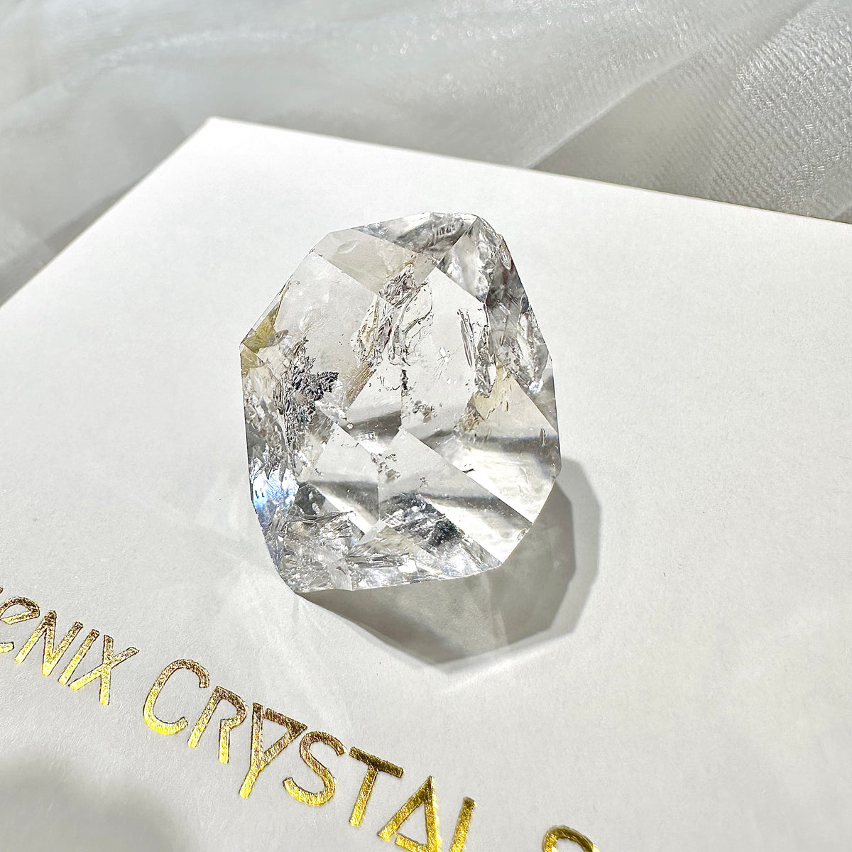 New York Herkimer Diamond 美國閃靈鑽 | 原礦 raw-crystal | 側面角度 side angle