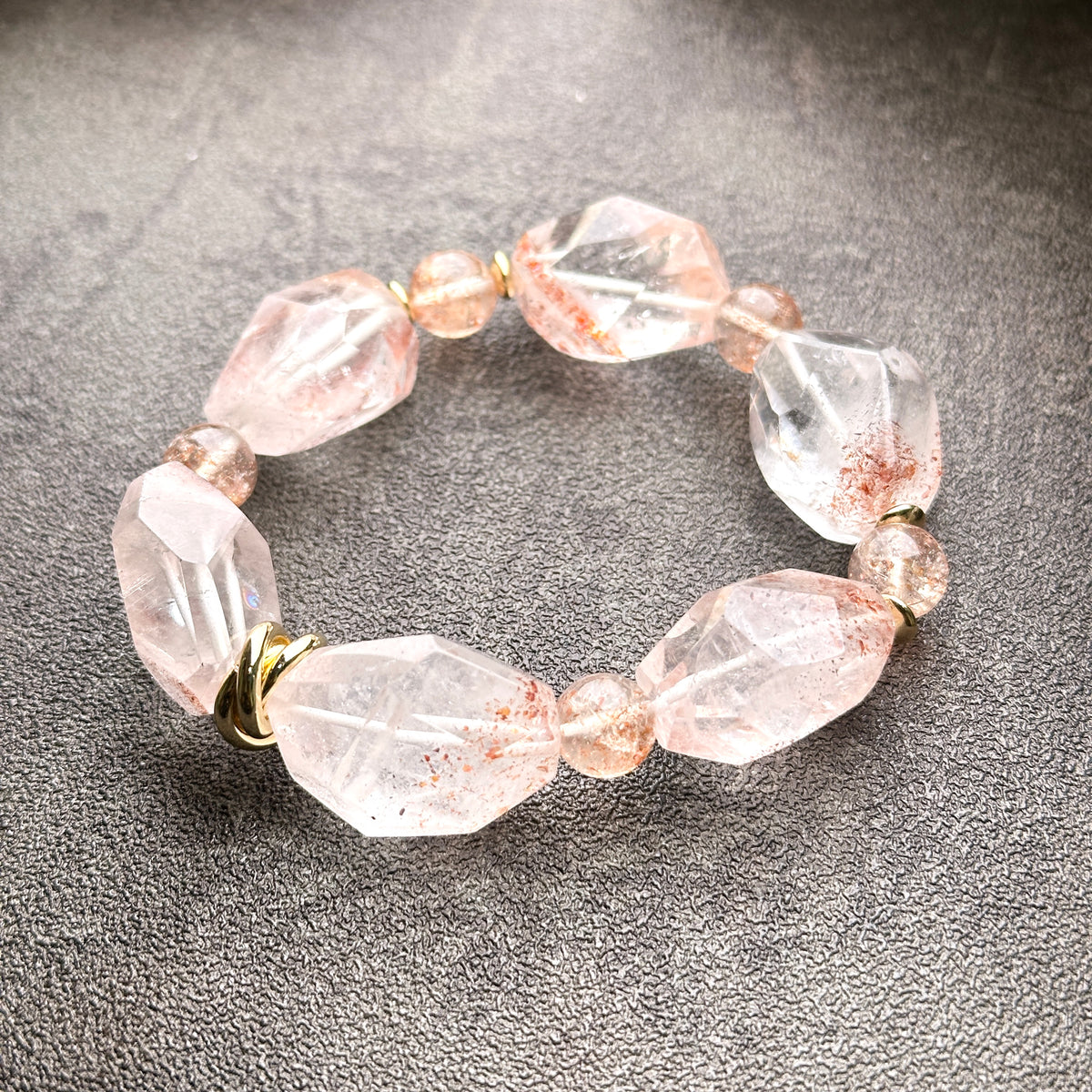 Orange Super Seven Faceted Sunstone Bracelet 金草莓橙超七切割款 太橙石 手串 | 手串 bracelet | 細節特寫 close up detail