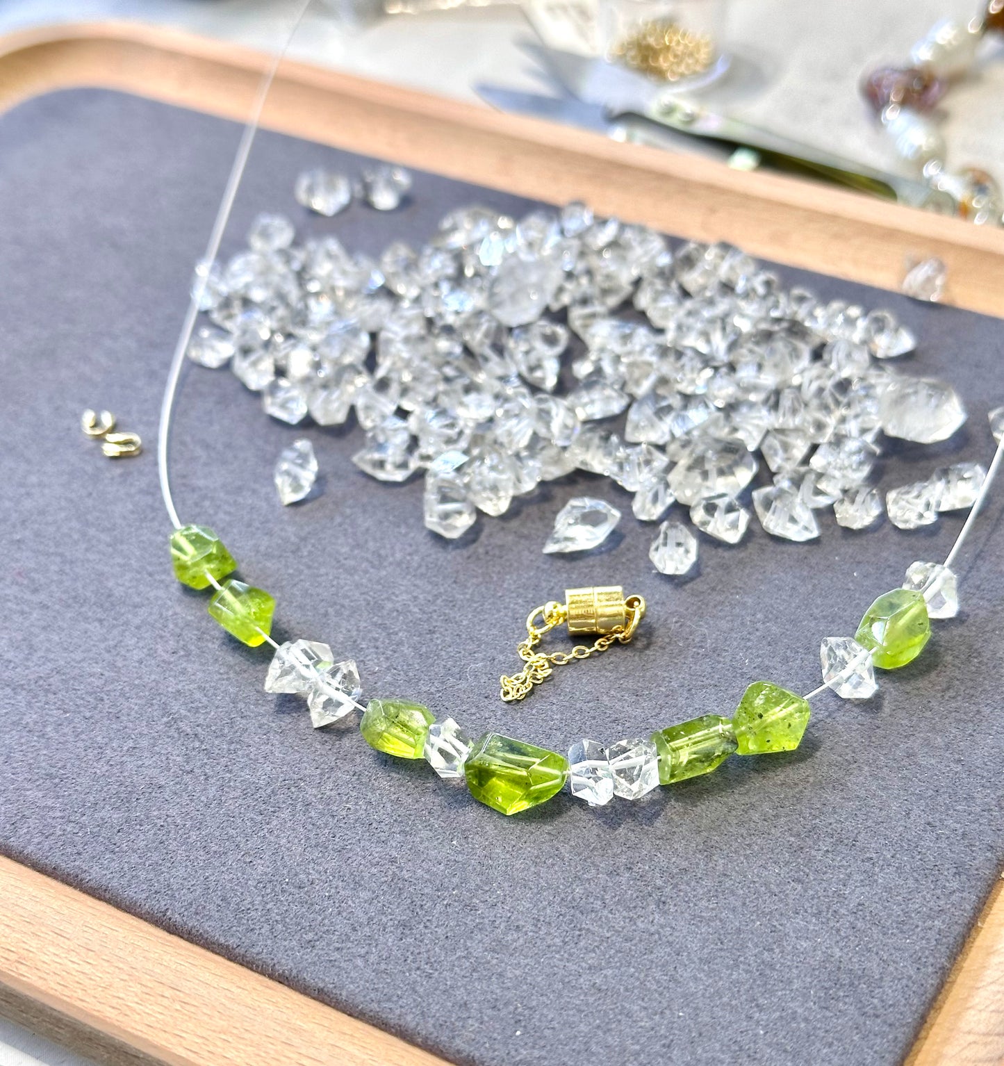 Peridot x Herkimer Diamond 橄欖石 閃靈鑽手鏈 | 手串 bracelet | 細節特寫 close up detail