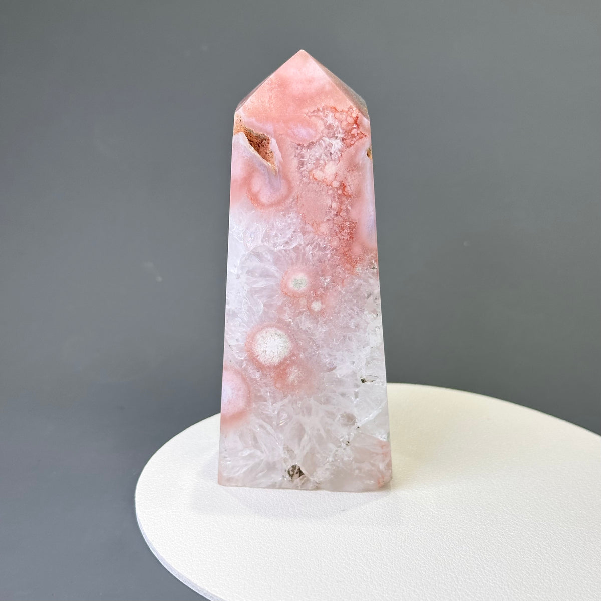 Pink Amethyst 粉紅紫晶柱 | 晶柱 crystal-point | 側面角度 side angle