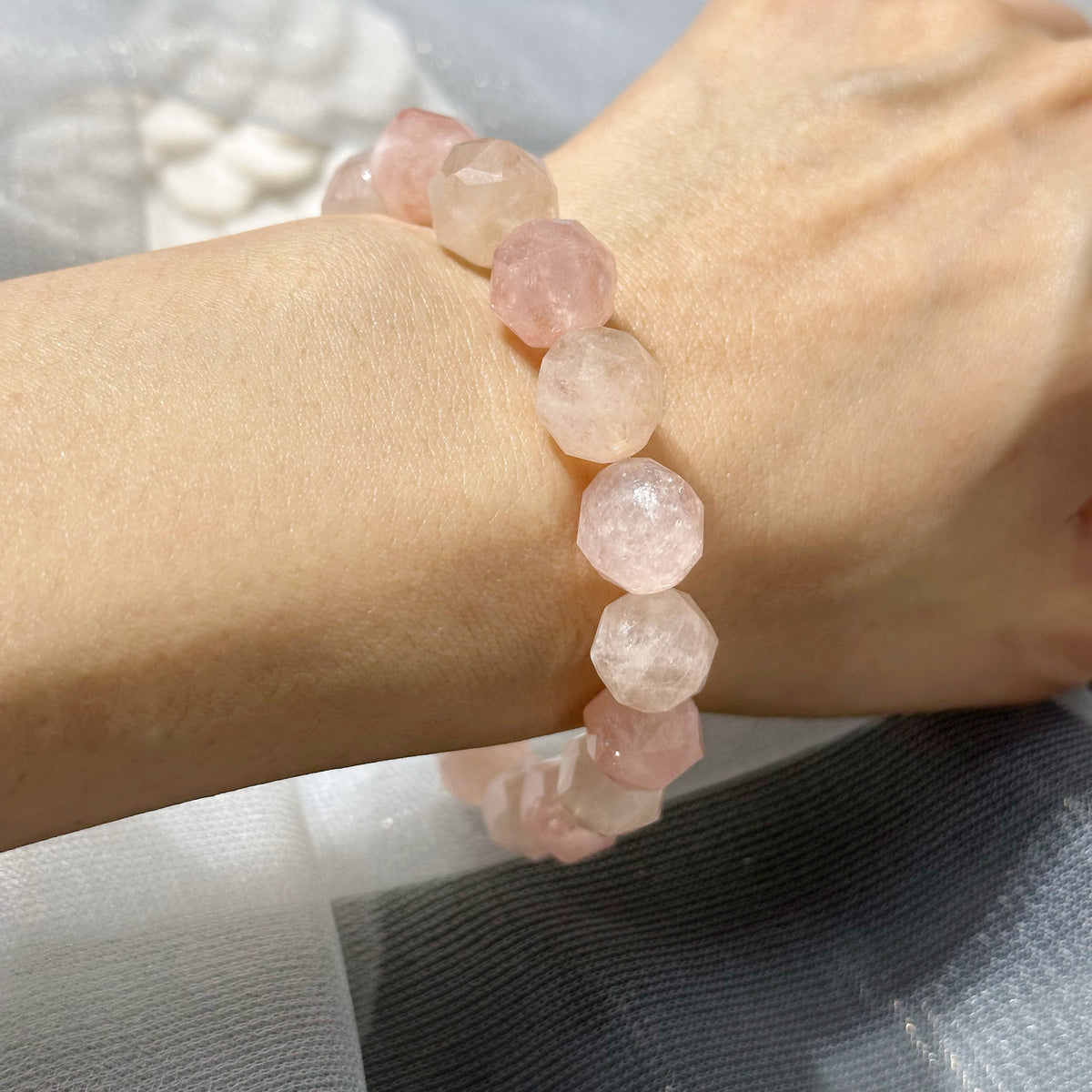 Pink Morganite Starcut 粉紅摩根石 | 星切水晶 star-cut-crystal | Additional angle