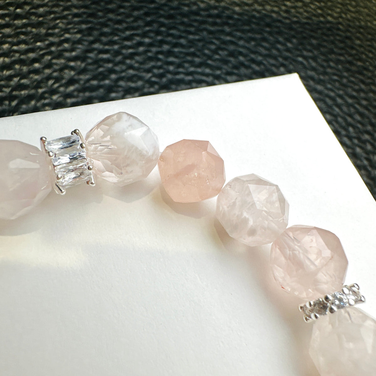 Pink Morganite x Sakura Rose Quartz 粉摩根石x粉晶x櫻花粉晶 | 原礦 raw-crystal | 側面角度 side angle