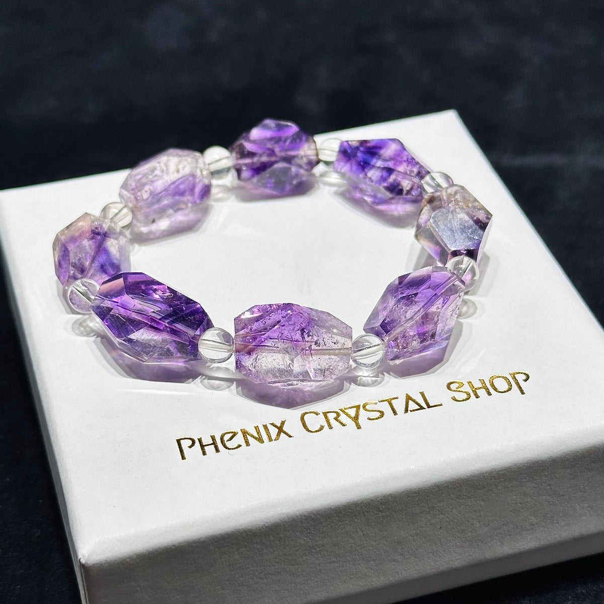 Purple Super Seven 紫超級七不規則手串 | 手串 bracelet | 細節特寫 close up detail