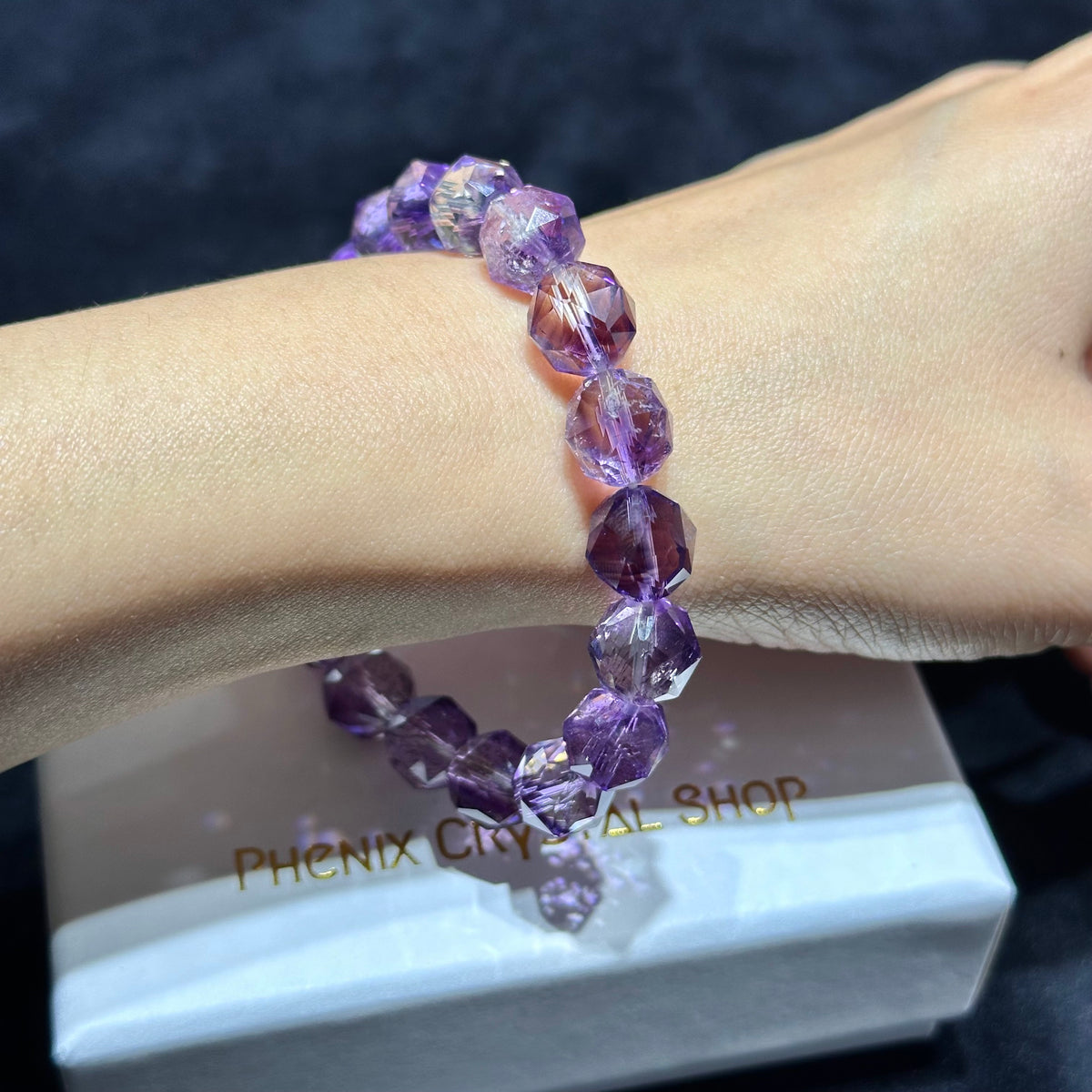 Purple Super Seven Starcut紫超級七手串 | 手串 bracelet | Additional angle