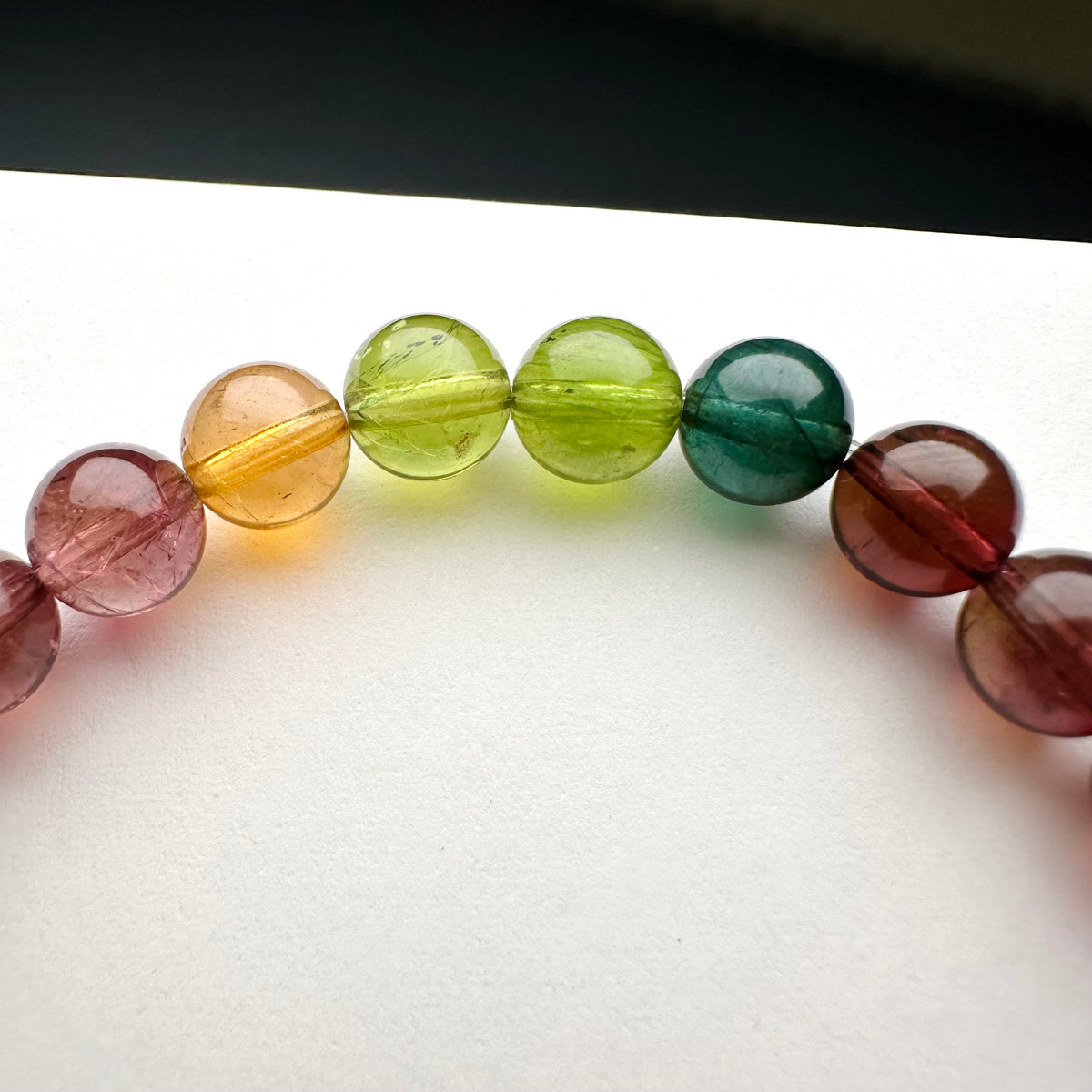 Rainbow Tourmaline 彩虹碧璽 | 原礦 raw-crystal | 整體圖 full piece view