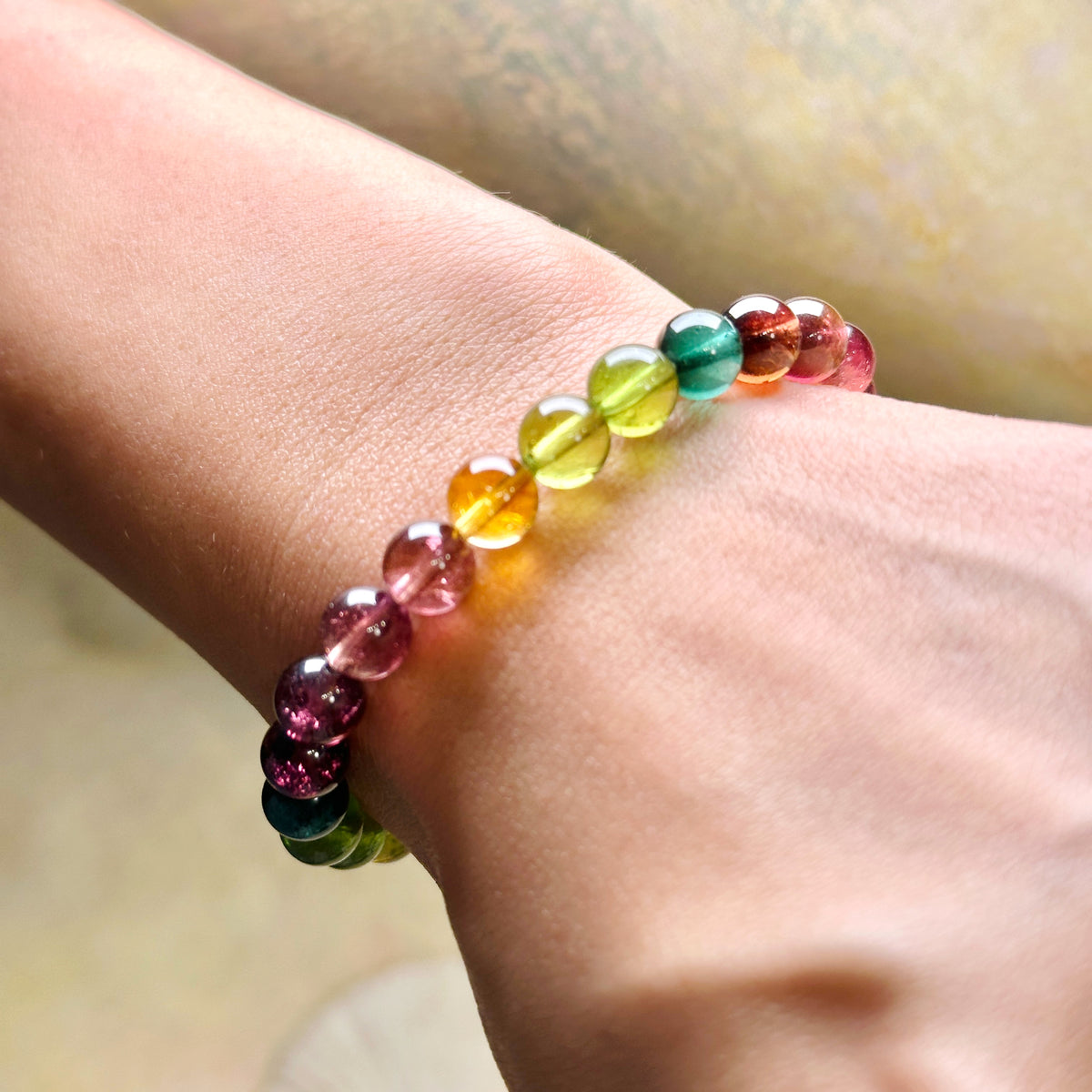 Rainbow Tourmaline 彩虹碧璽 | 原礦 raw-crystal | 紋理特寫 texture detail