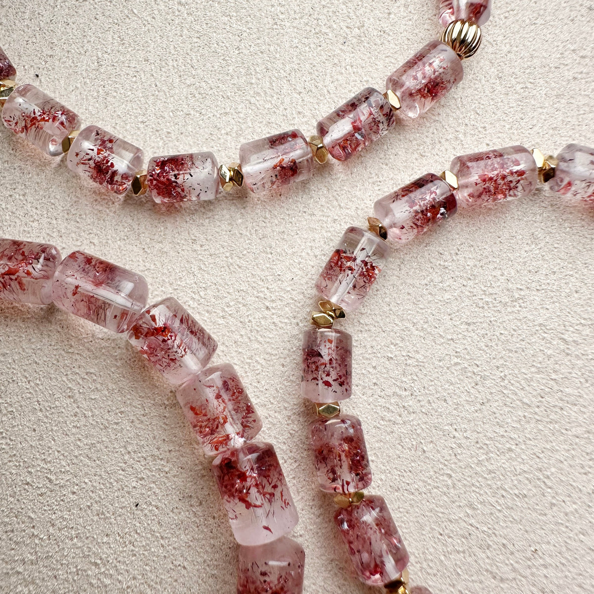 Red Super Seven Bracelet 金草莓超七手串 | 手串 bracelet | 整體圖 full piece view
