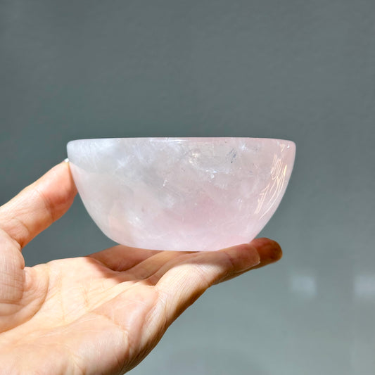 Rose Quartz Bowl 粉晶碗 | 碗 bowl | 正面圖 front view