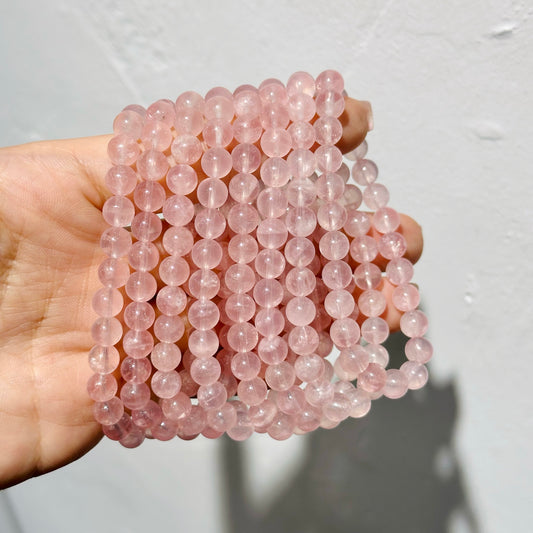 Rose Quartz Bracelet 馬達加斯加粉晶手串 | 手串 bracelet | 正面圖 front view
