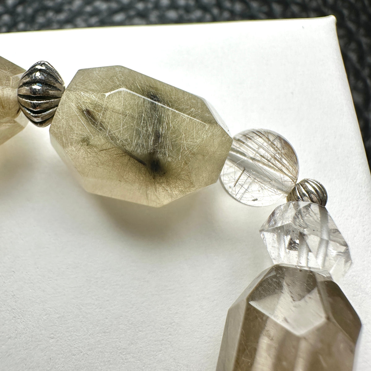 Silver Rutilated Quartz x Herkimer Diamond Bracelet 魔鬼銀髮晶x閃靈鑽手串 | 手串 bracelet | 側面角度 side angle