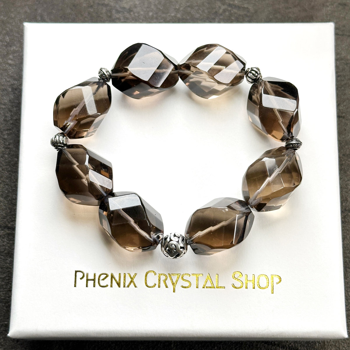 Smoky Quartz Faceted Bracelet 茶晶切割款手串 | 手串 bracelet | 側面角度 side angle