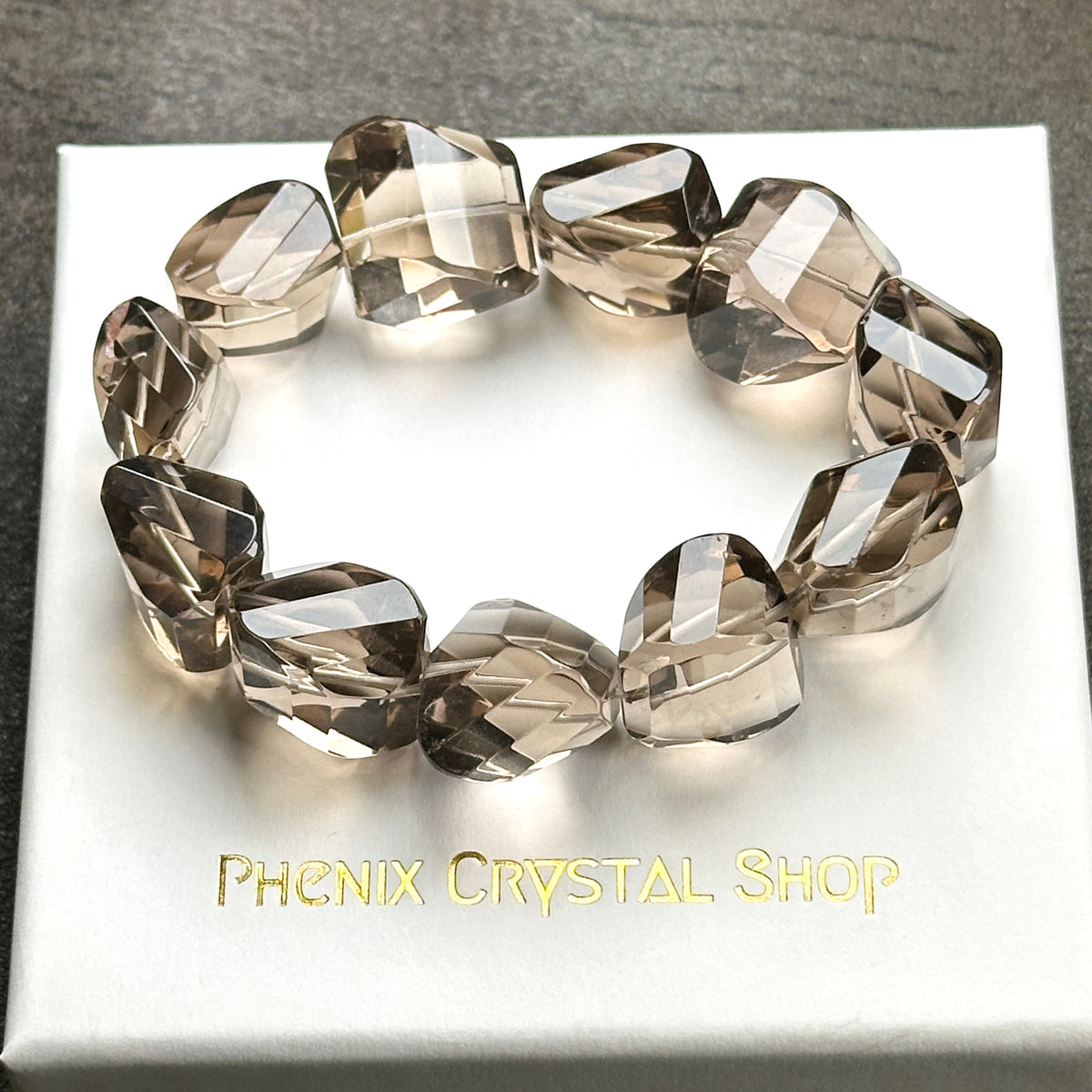 Smoky Quartz Faceted Bracelet 茶晶切割款手串 | 手串 bracelet | 細節特寫 close up detail