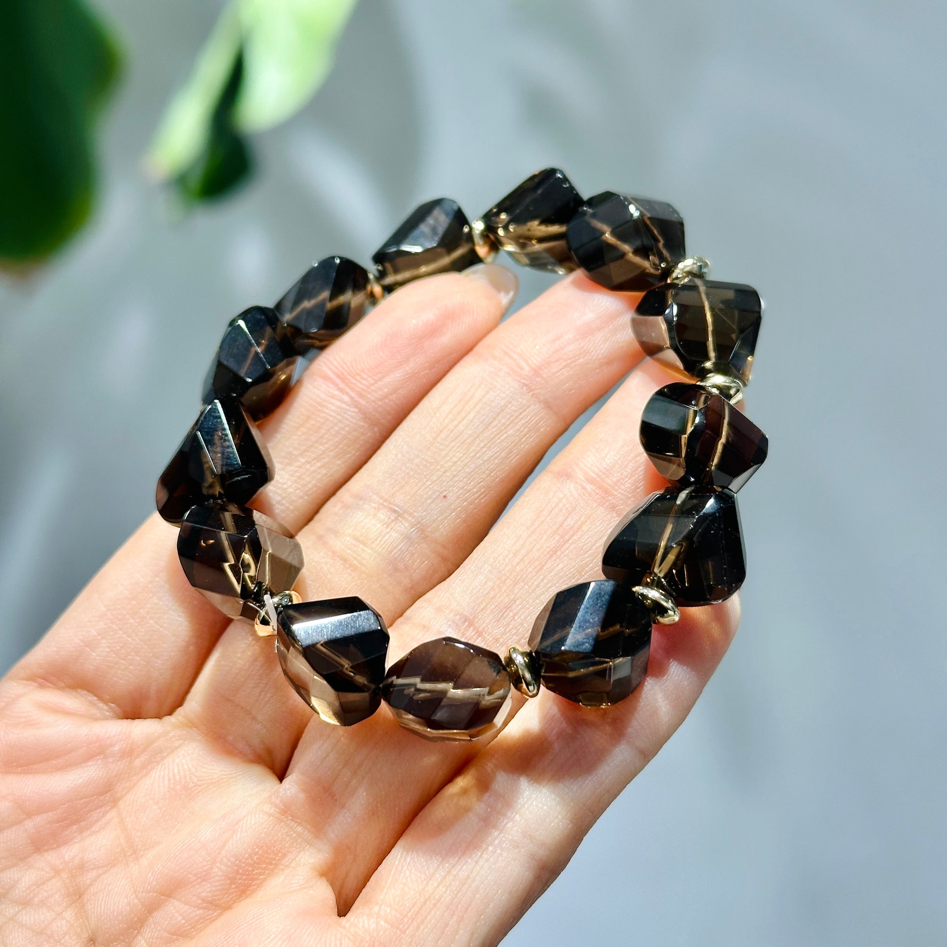 Smoky Quartz Faceted Bracelet 茶晶切割款 | 手串 bracelet | 正面圖 front view