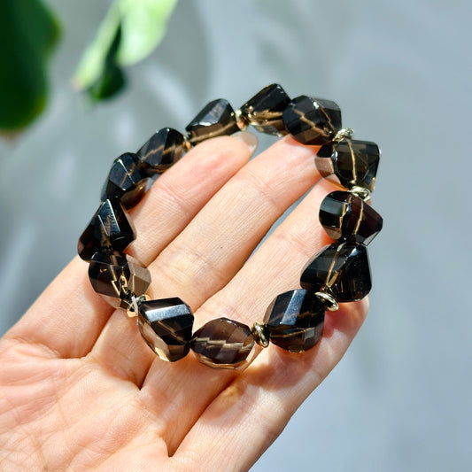 Smoky Quartz Faceted Bracelet 茶晶切割款 | 手串 bracelet | 正面圖 front view