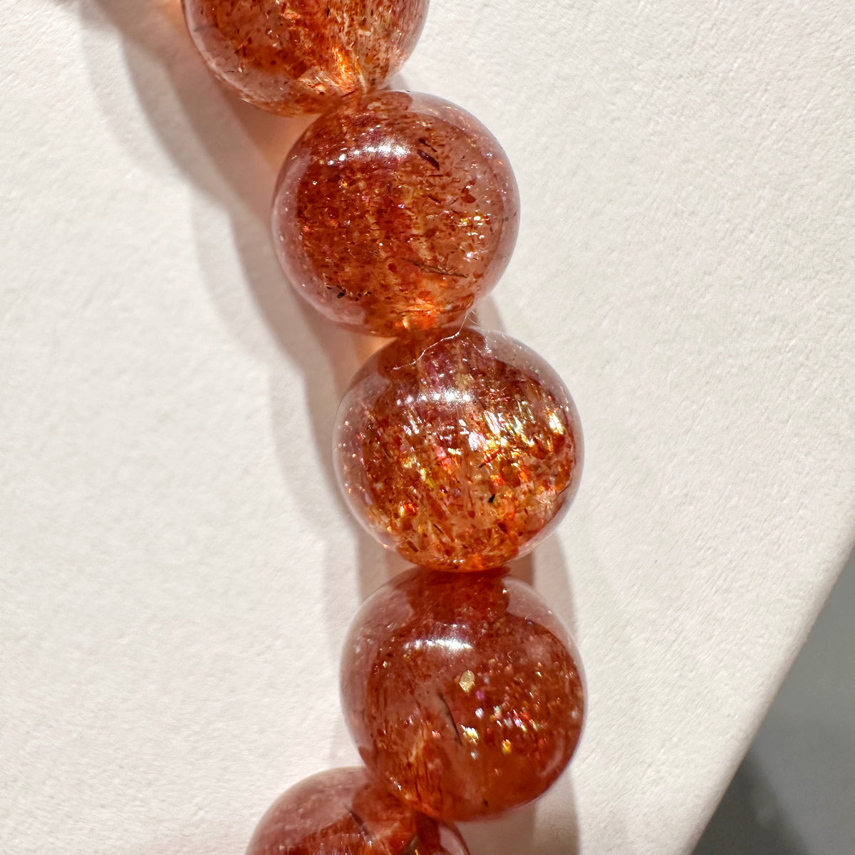 Sunstone Bracelet 金太陽手串 | 手串 bracelet | 紋理特寫 texture detail