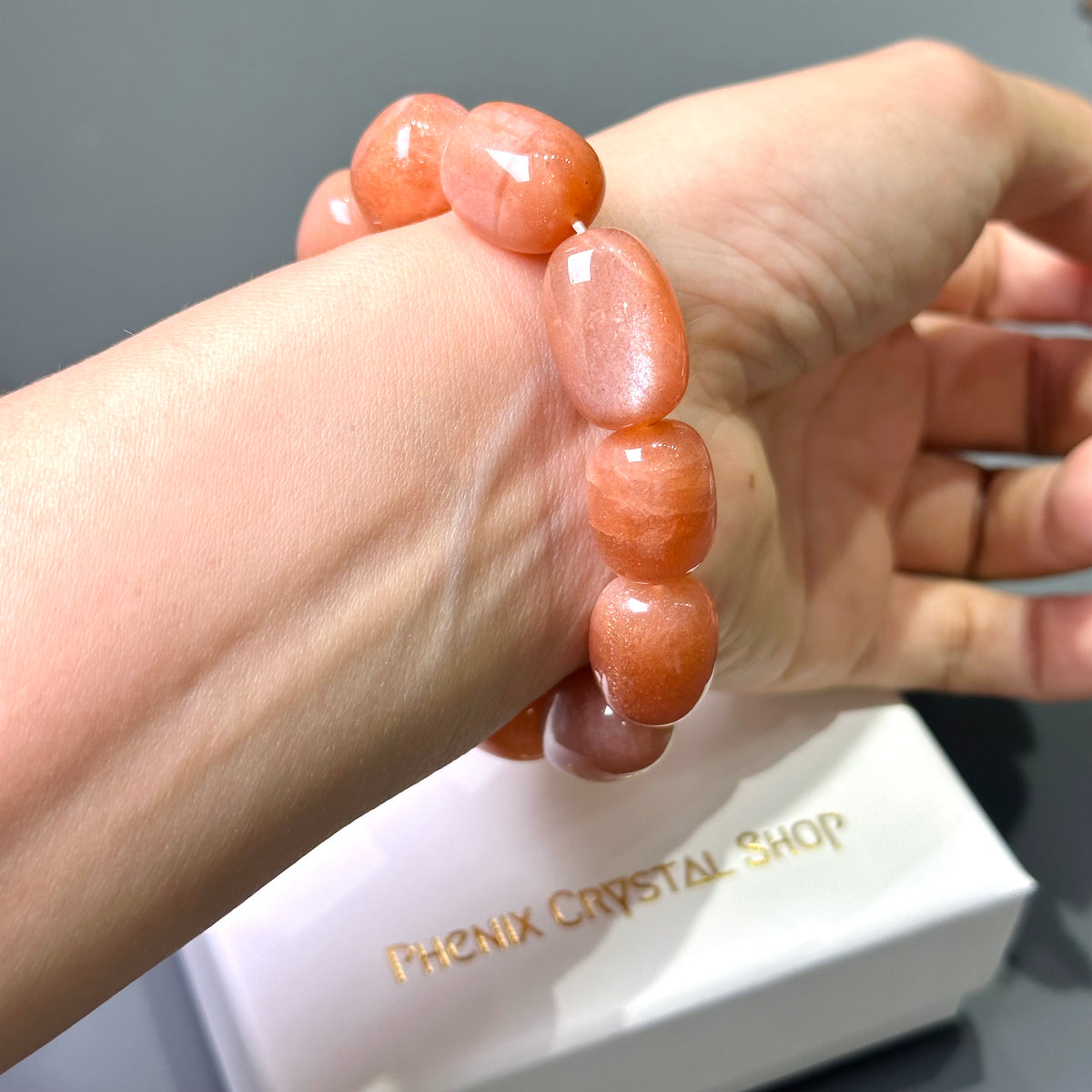 Sunstone Irregular 太陽石隨形手串 | 手串 bracelet | Additional angle