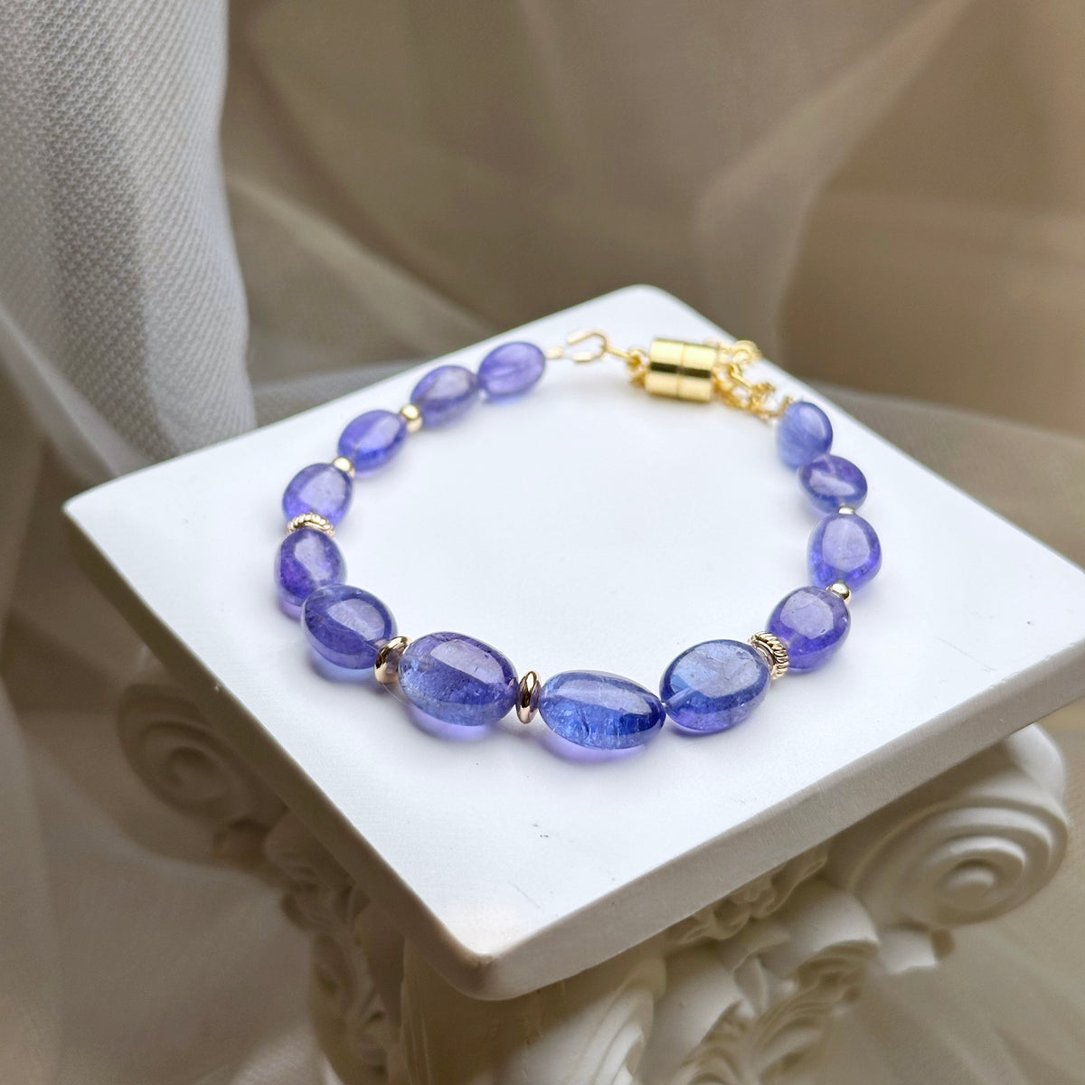 Tanzanite Bracelet 坦桑石橢圓形手鏈 | 手串 bracelet | 細節特寫 close up detail
