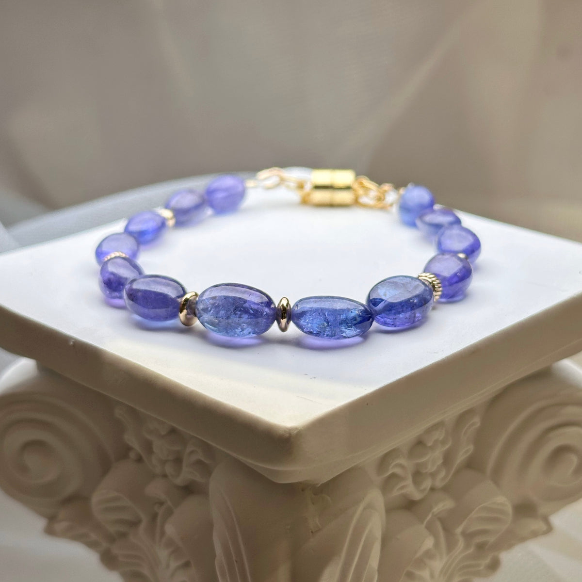 Tanzanite Bracelet 坦桑石橢圓形手鏈 | 手串 bracelet | 側面角度 side angle