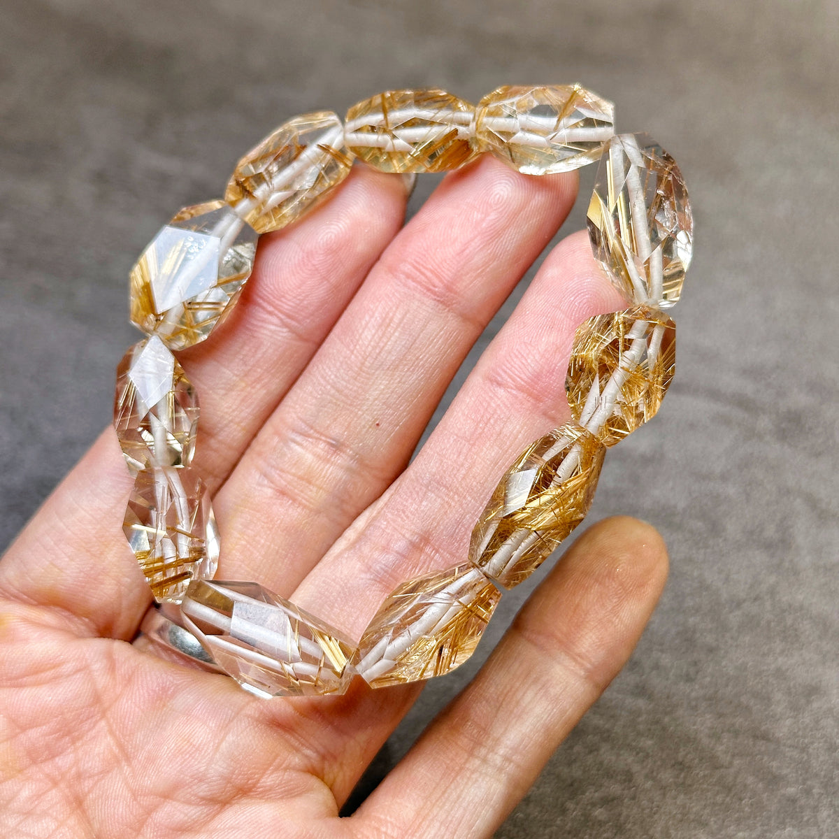 TOP Gold Rutilated Quartz Faceted 頂級金髮晶切割款 | 原礦 raw-crystal | 整體圖 full piece view