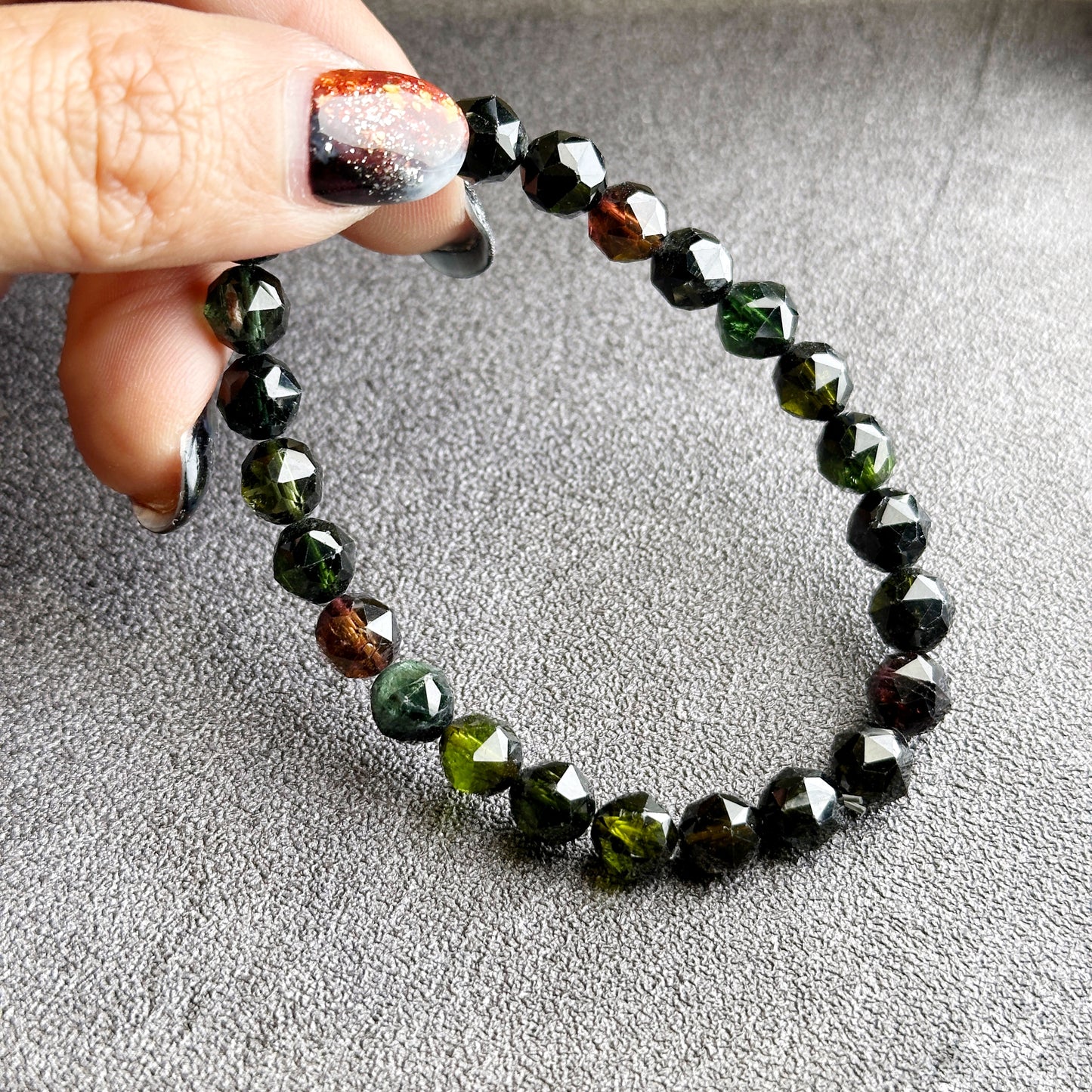 Tourmaline Starcut 黑玫瑰碧璽 | 星切水晶 star-cut-crystal | 紋理特寫 texture detail