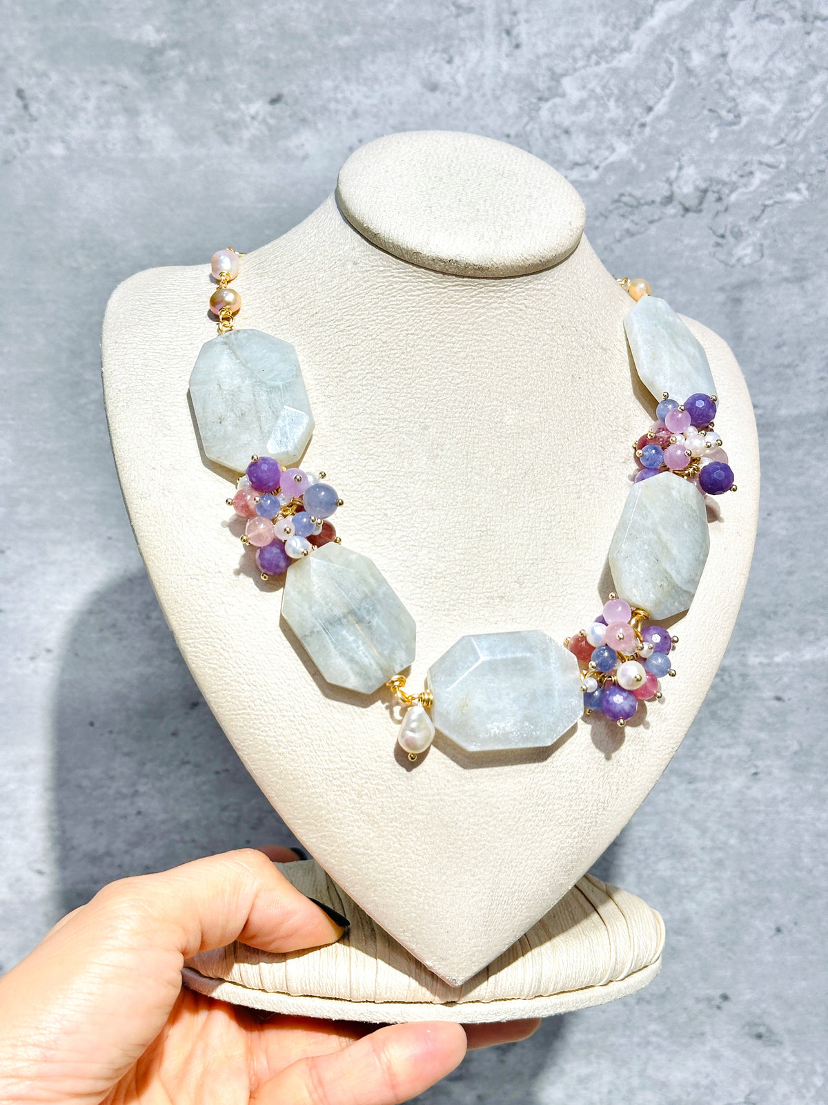 White Moonstone & Violet Bouquet Design Bracelet 白月亮石 紫色小花束 設計項鏈 | 項鏈 necklace | 側面角度 side angle