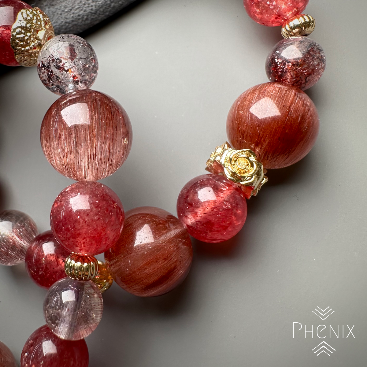 Winter Berries Bracelet 冬日莓子手串 | 手串 bracelet | 紋理特寫 texture detail